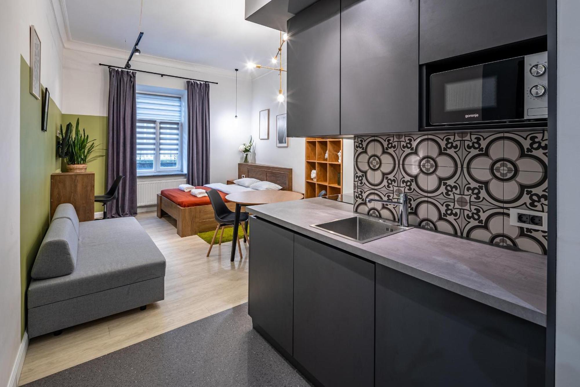 Apartamenty On Knyazya Romana Liov Exterior foto